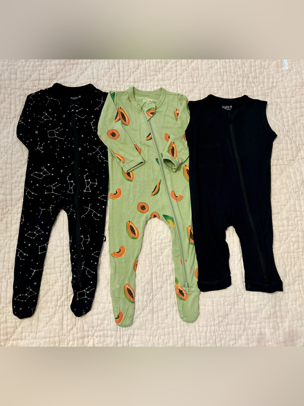 Kyte BABY Green Papaya, Black Footie & Romper 3-6 months